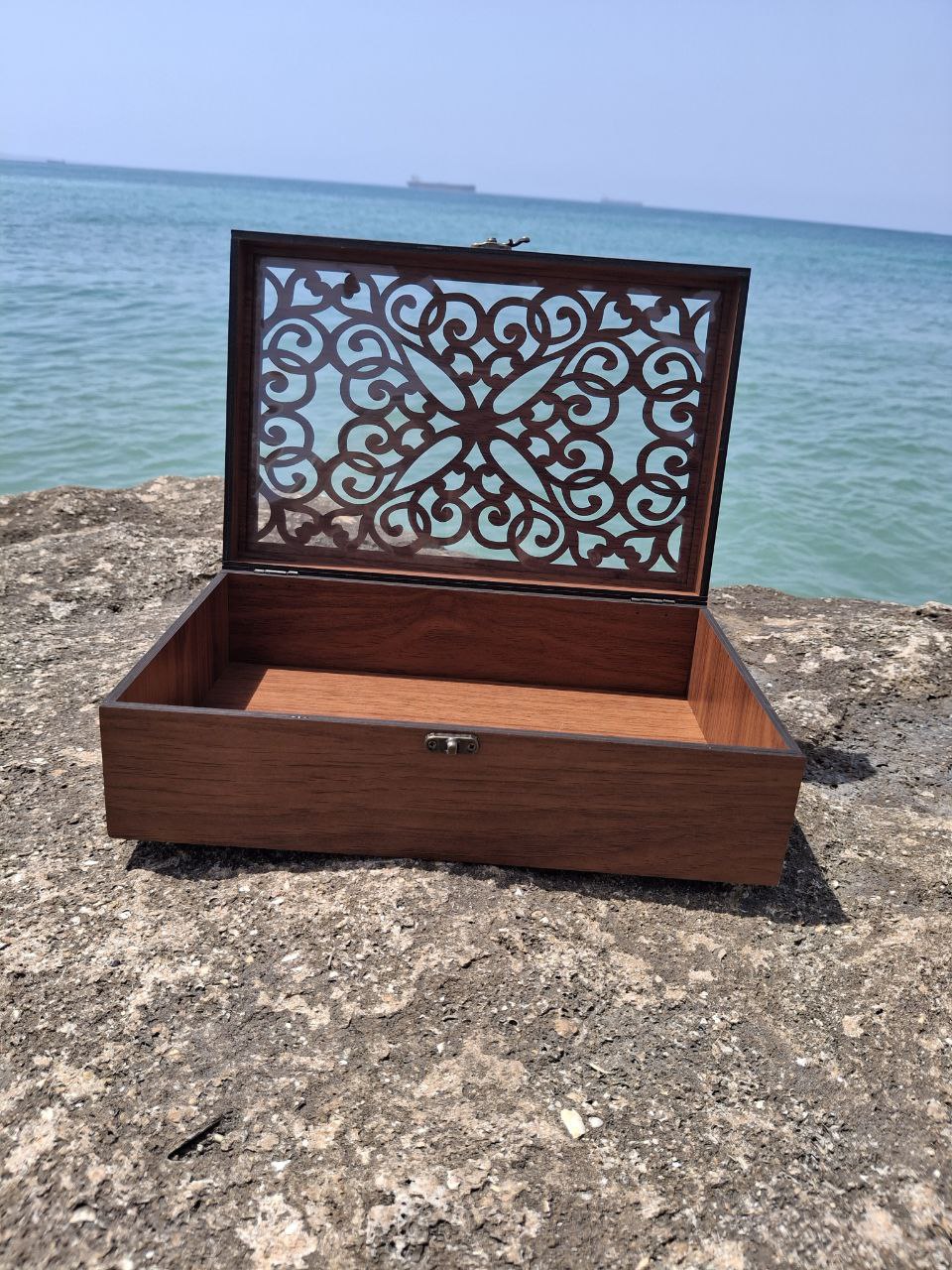 باکس چوبی شیرینی و آجیل مدل لاله