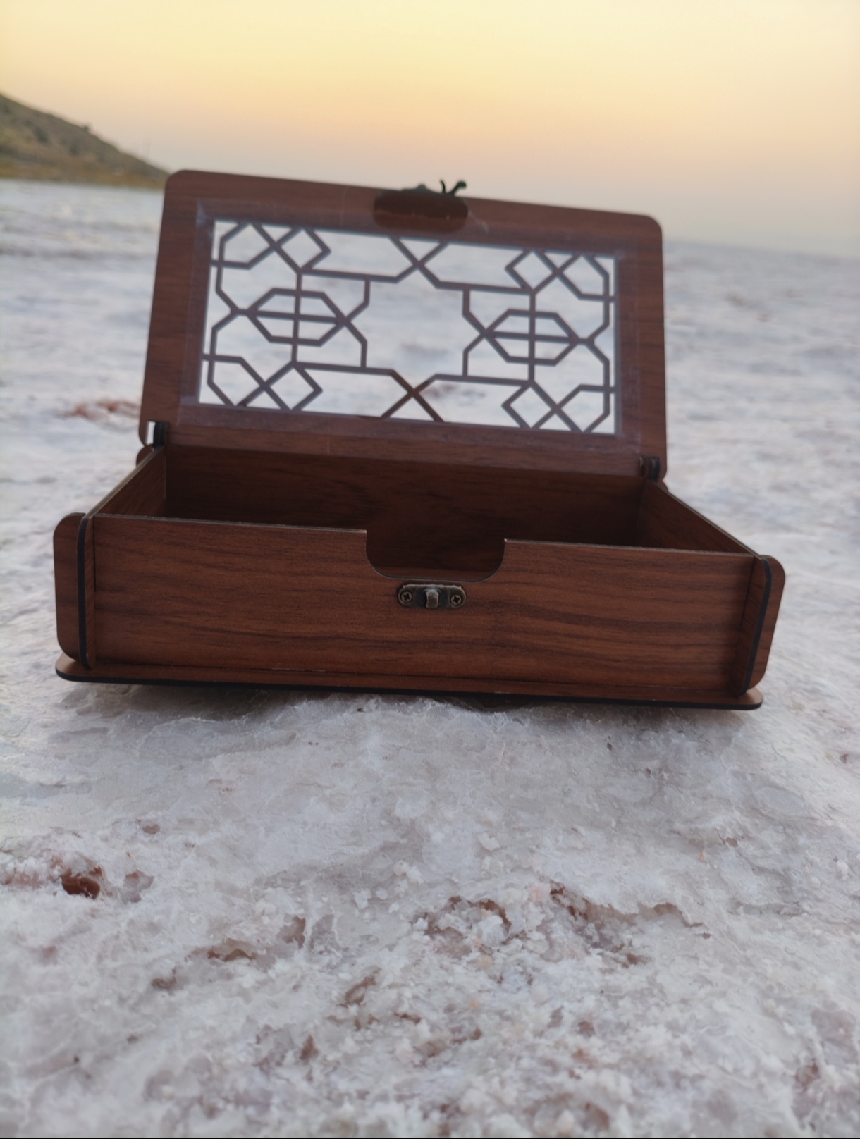 باکس چوبی آجیل و خشکبار مدل ستاره(قفل دار)