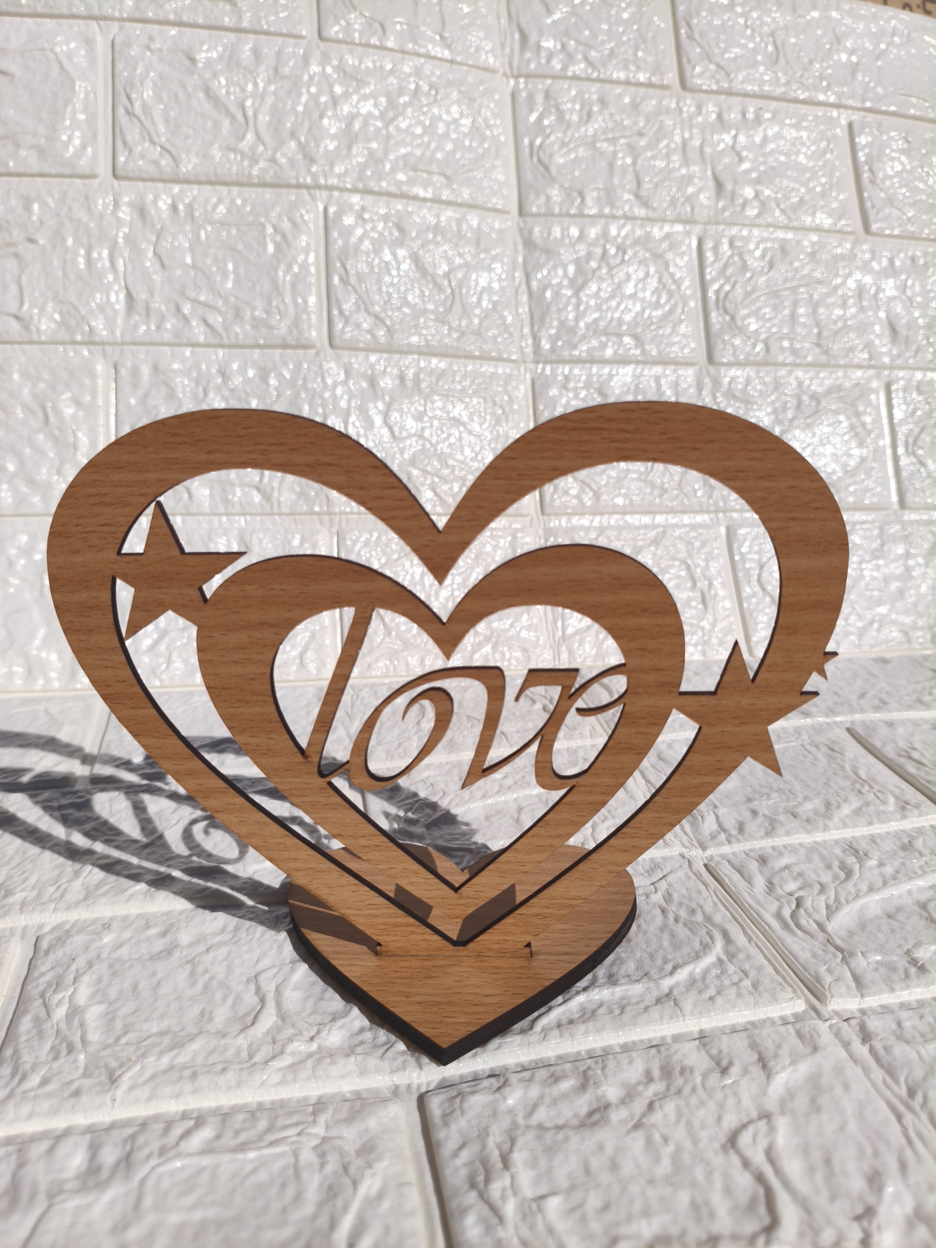 استند love مخصوص ولنتاین